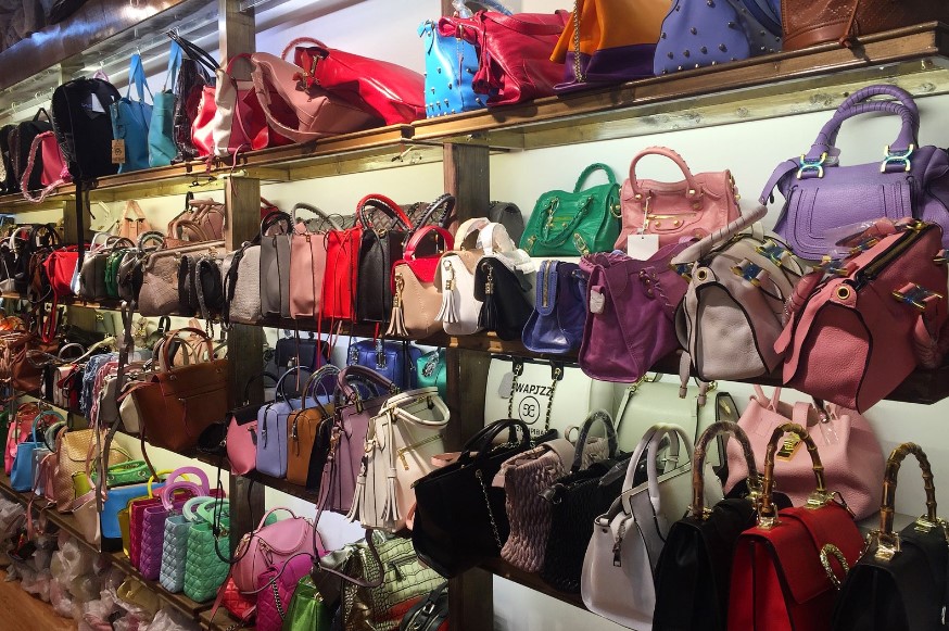Discover the Best Handbag Shops Near You: Where Quality Meets Style